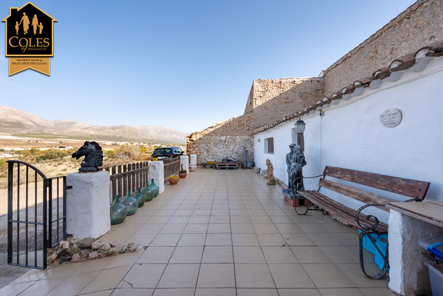 CHV3C01: Cortijo for Sale in Chirivel, Almería