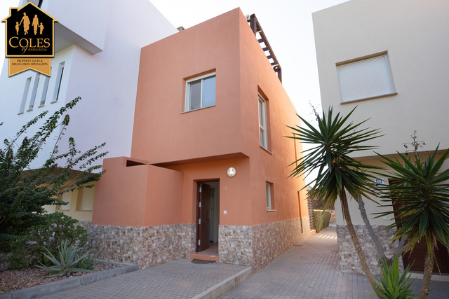 VAL2DAL10: Town house for Sale in Valle del Este Golf, Almería