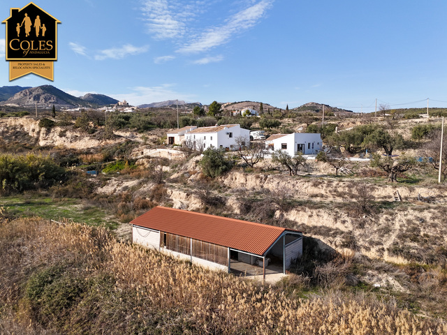 BLA7C02: Cortijo for Sale in Velez Blanco, Almería