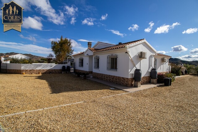 ALB3V29: Villa for Sale in Albox, Almería