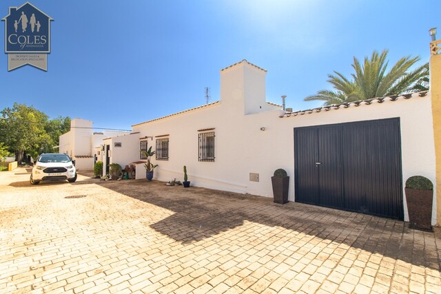 PIN3V10: Villa for Sale in El Pinar de Bédar, Almería