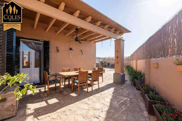 CUE3V06: Villa for Sale in Las Herrerias, Almería