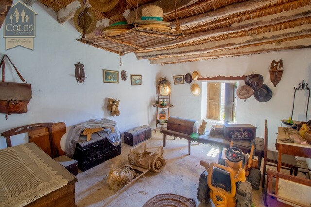 SOR4C01: Cortijo for Sale in La Herreria, Almería