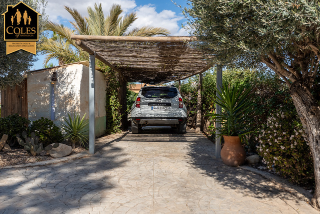 TUR3C04: Cortijo for Sale in Turre, Almería