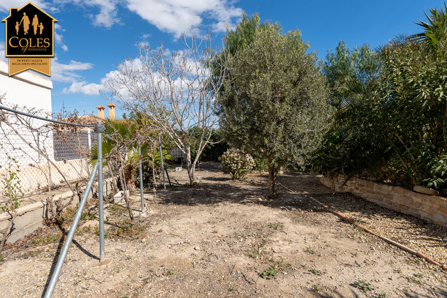 TUR3C04: Cortijo for Sale in Turre, Almería