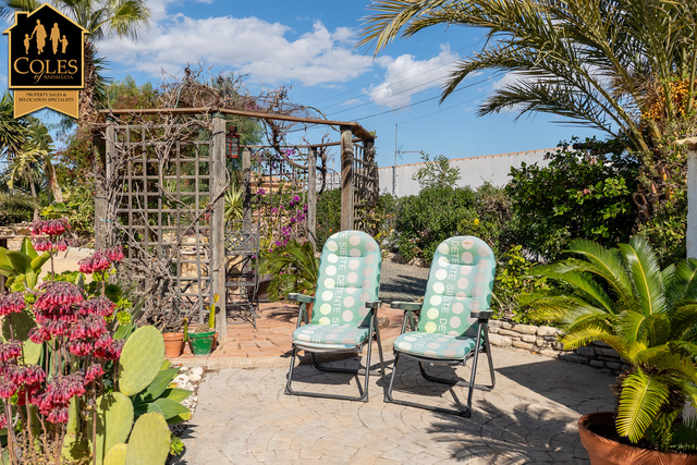 TUR3C04: Cortijo for Sale in Turre, Almería