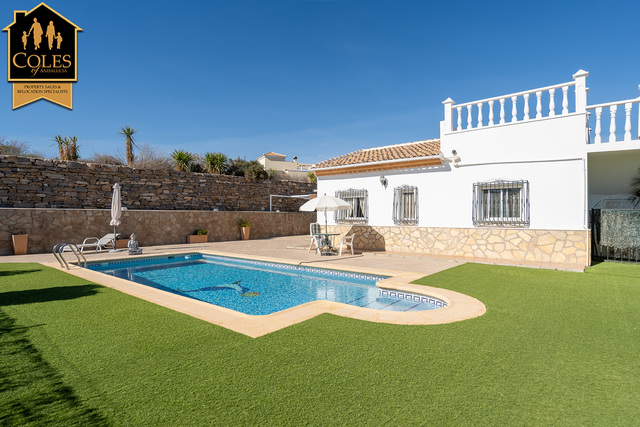 ARB3VLL13: Villa for Sale in Arboleas, Almería