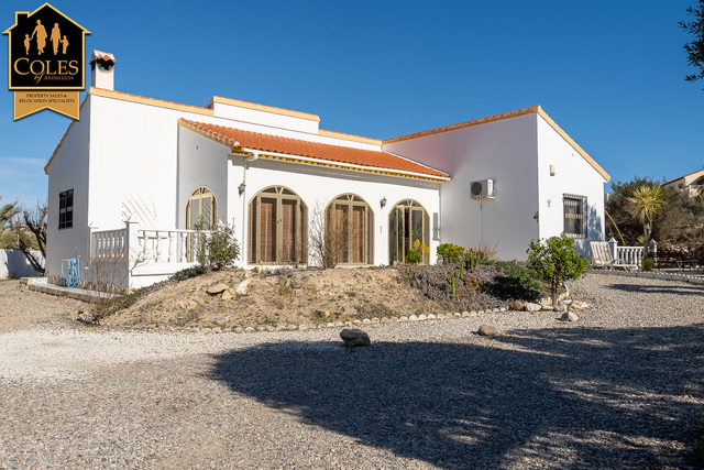 ARB3VG28: Villa for Sale in Arboleas, Almería