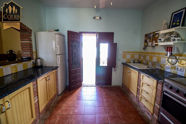 CAR4V03: Villa for Sale in Los Alias, Almería