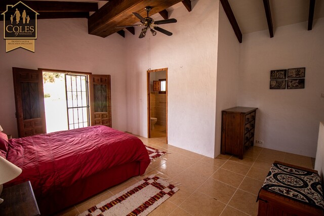 CAR4V03: Villa for Sale in Los Alias, Almería