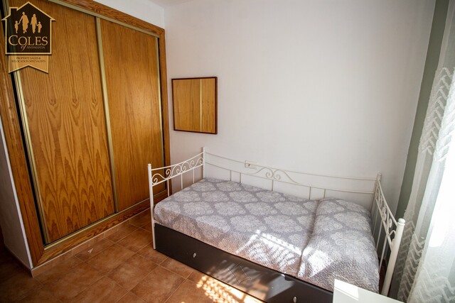 ILL5V01: Villa for Sale in Illar, Almería