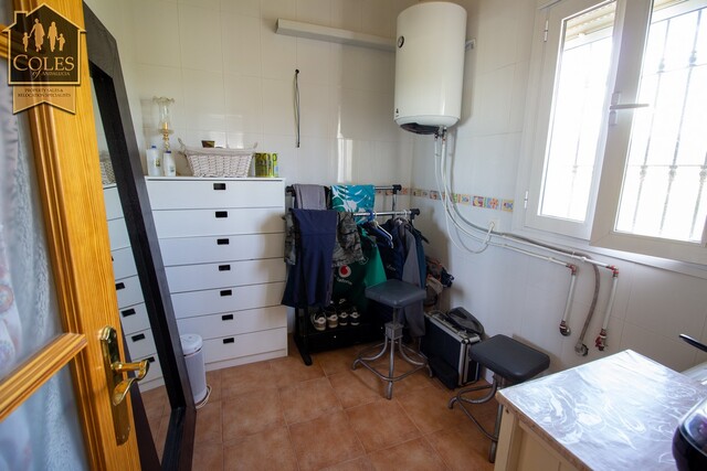 ILL5V01: Villa for Sale in Illar, Almería