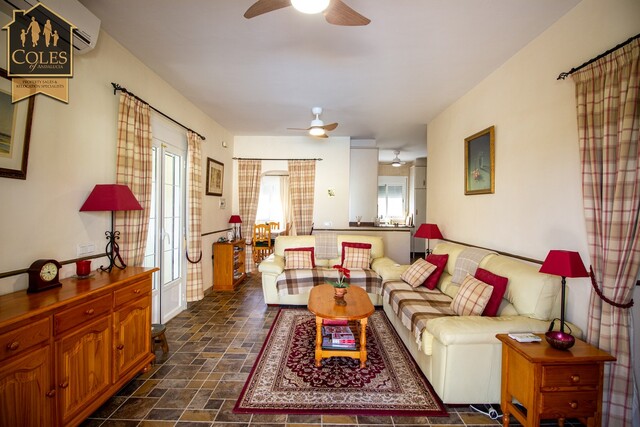 CAR3V10: Villa for Sale in Cariatiz, Almería