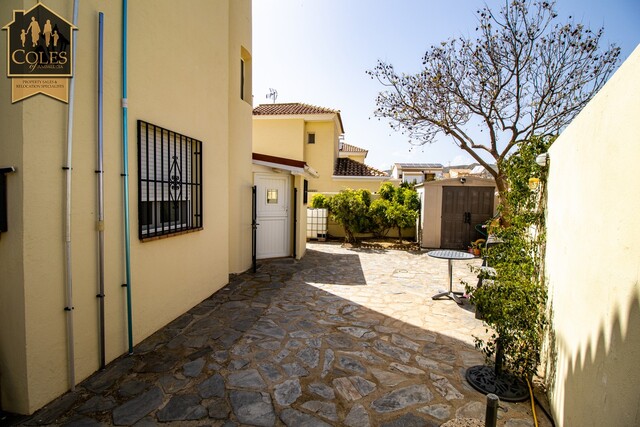 CAR3V10: Villa for Sale in Cariatiz, Almería