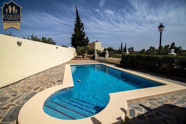 CAR3V10: Villa for Sale in Cariatiz, Almería