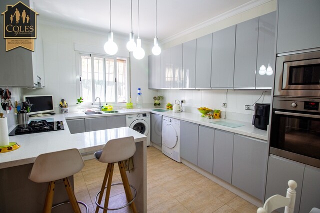 ARB3VLL14: Villa for Sale in Arboleas, Almería
