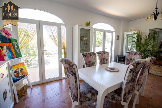 ARB3VLL14: Villa for Sale in Arboleas, Almería