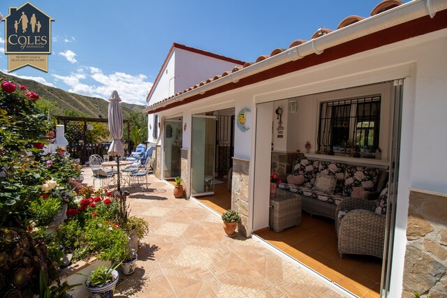ARB3VLL14: Villa for Sale in Arboleas, Almería