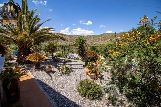 ARB3VLL14: Villa for Sale in Arboleas, Almería