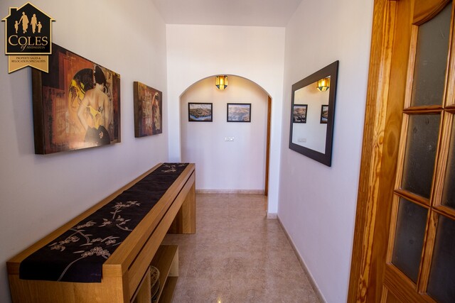 ARB3VLP49: Villa for Sale in Arboleas, Almería