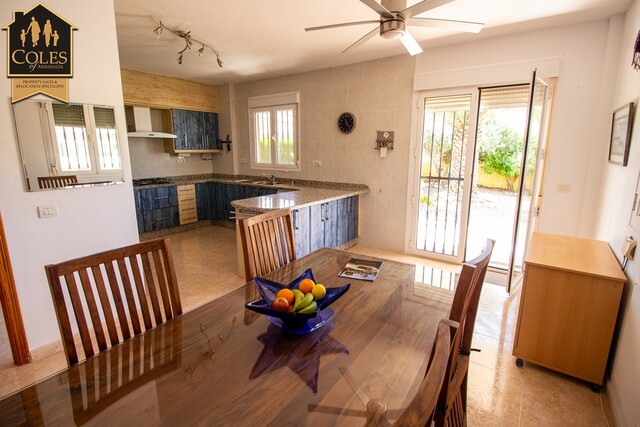 ARB3VLP49: Villa for Sale in Arboleas, Almería