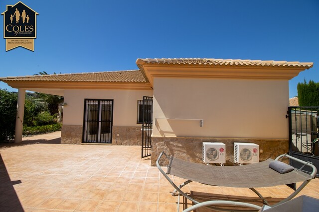 ARB3VLP49: Villa for Sale in Arboleas, Almería