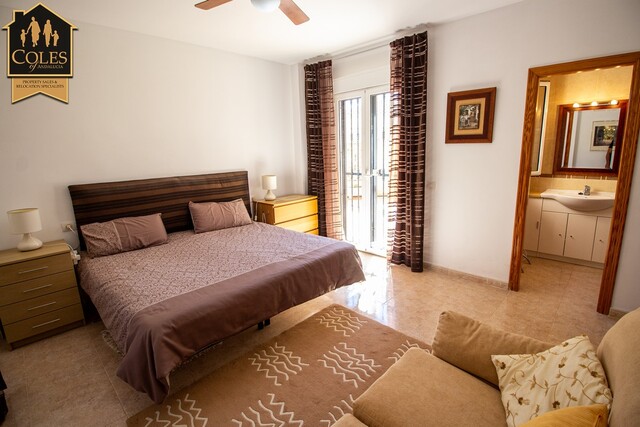 ARB3VLP49: Villa for Sale in Arboleas, Almería