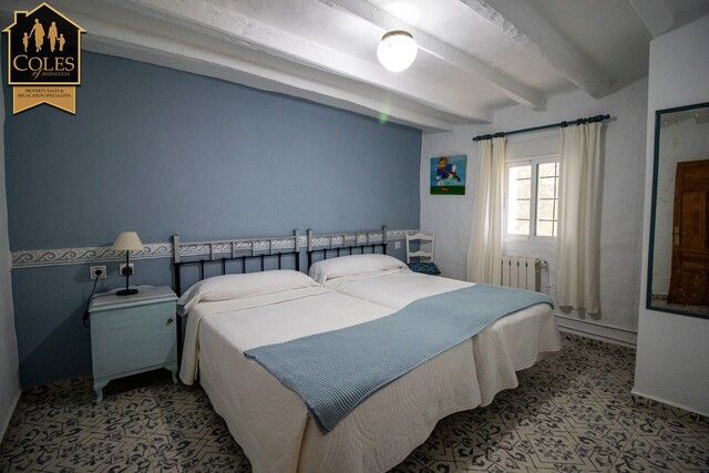 RUB7C01: Cortijo for Sale in Velez Rubio, Almería