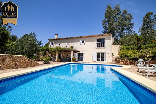 CGR5V02: Villa for Sale in El Cortijo Grande, Almería
