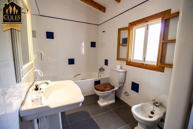 CGR5V02: Villa for Sale in El Cortijo Grande, Almería