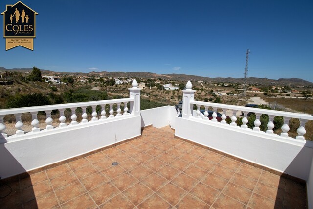 ALB3V30: Villa for Sale in Albox, Almería