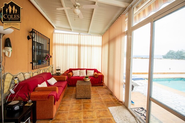 ALB3V30: Villa for Sale in Albox, Almería