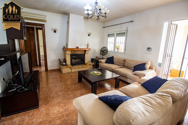 ALB3V30: Villa for Sale in Albox, Almería