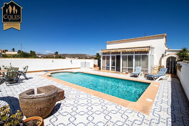 ALB3V30: Villa for Sale in Albox, Almería