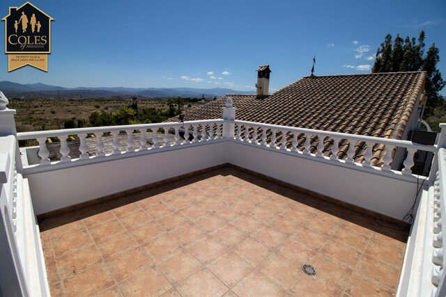 ALB3V30: Villa for Sale in Albox, Almería