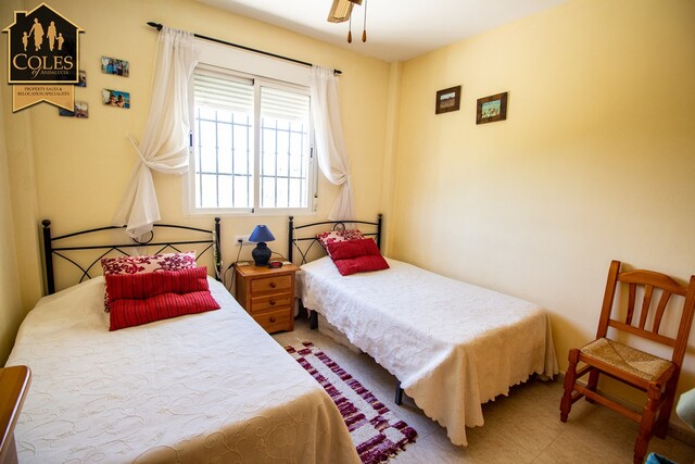 ARB3VLP50: Villa for Sale in Arboleas, Almería