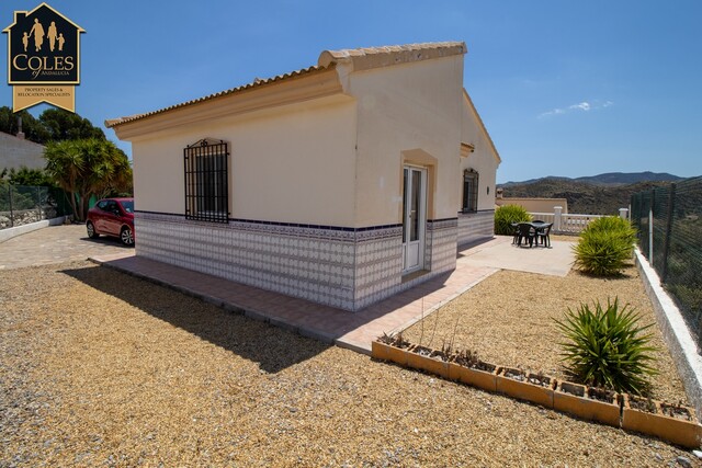 ARB3VLP50: Villa for Sale in Arboleas, Almería
