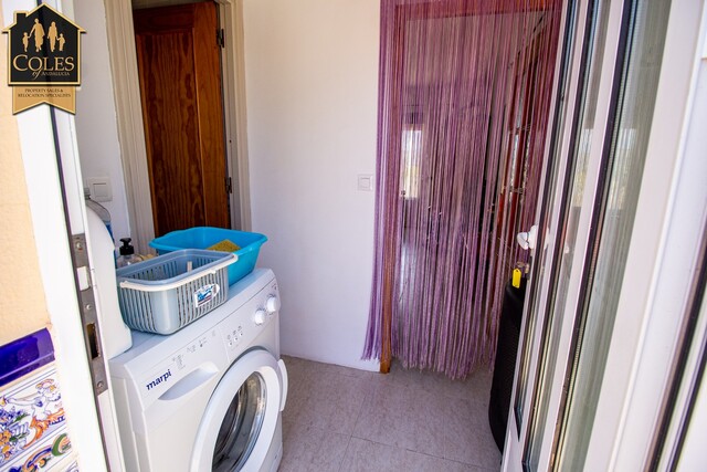 ARB3VLP50: Villa for Sale in Arboleas, Almería