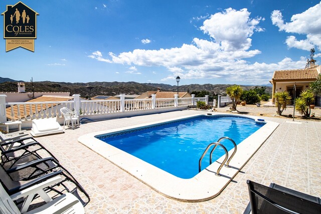 ARB3VLP50: Villa for Sale in Arboleas, Almería