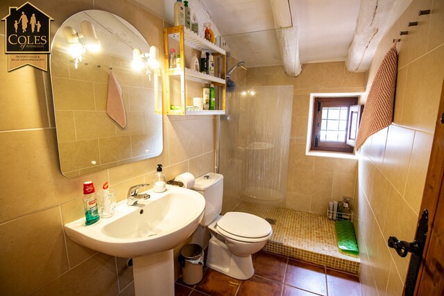 BLA8C01: Cortijo for Sale in Velez Blanco, Almería