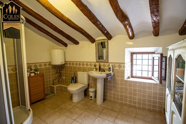 BLA8C01: Cortijo for Sale in Velez Blanco, Almería