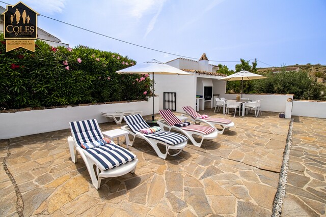 BLA8C01: Cortijo for Sale in Velez Blanco, Almería