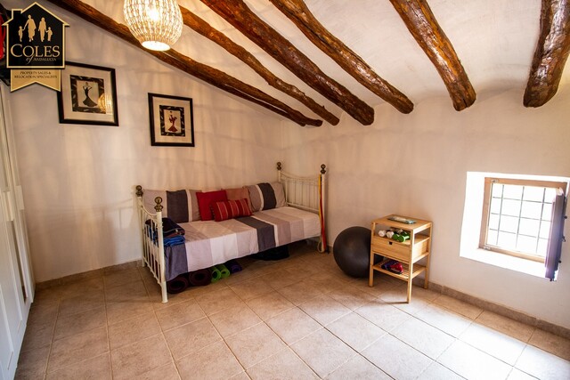 BLA8C01: Cortijo for Sale in Velez Blanco, Almería