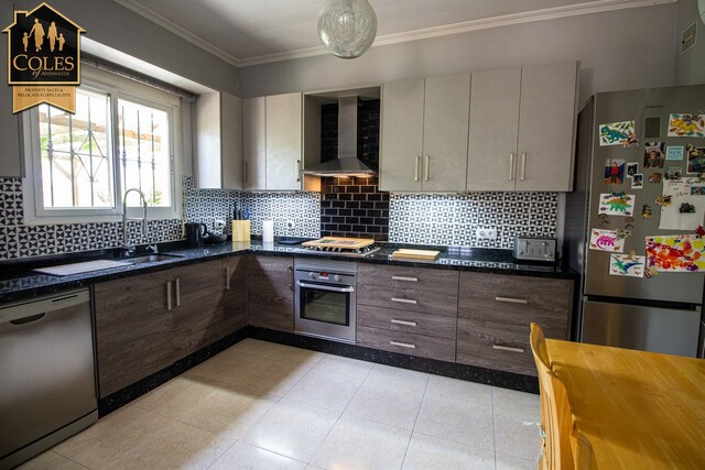ARB3VG29: Villa for Sale in Arboleas, Almería