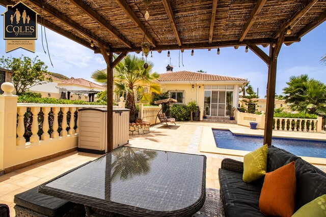 ARB3VG29: Villa for Sale in Arboleas, Almería