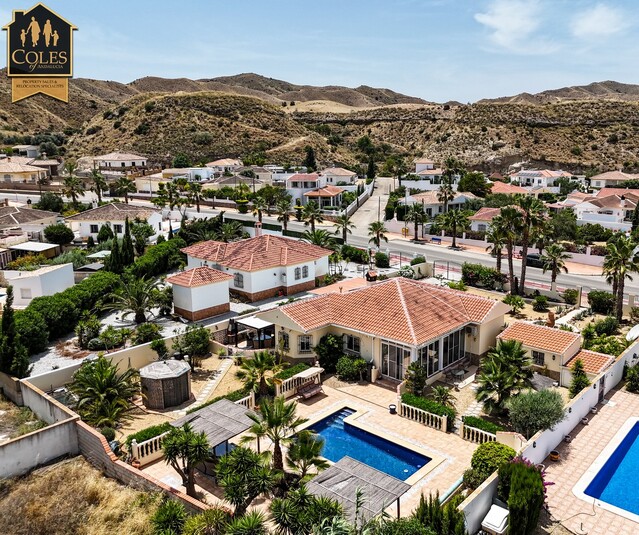 ARB3VG29: Villa for Sale in Arboleas, Almería