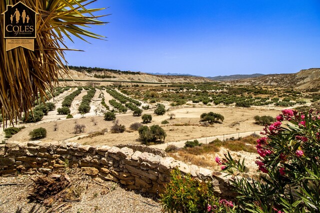 HUE5C04: Cortijo for Sale in Huercal-Overa, Almería