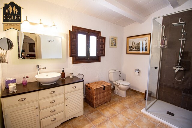 HUE5C04: Cortijo for Sale in Huercal-Overa, Almería