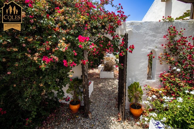 HUE5C04: Cortijo for Sale in Huercal-Overa, Almería