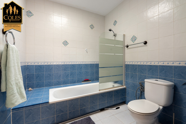 TUR2V23: Villa for Sale in Turre, Almería